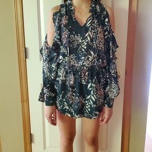 Parker cold shoulder tunic, floral blue, size Small